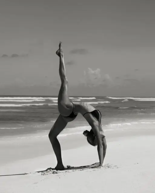 "In another life i was a dancer." @yoginapassler 🤍 by @robertvoltaire